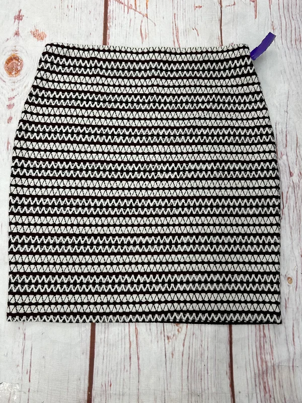 Skirt Midi By Express O In Print, Size: L