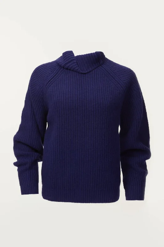 Fiona Sweater In Night Blue