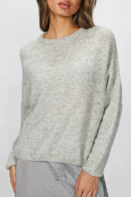 Rebel Sweater In Cloud