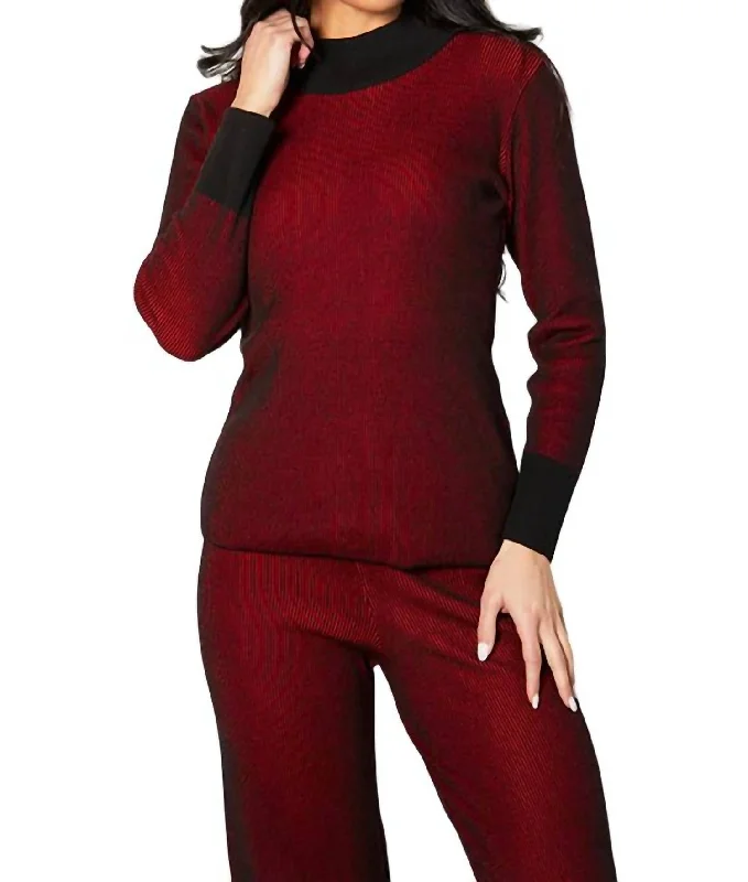 Two Tone Ribbed Mock Neck Top In Rouge